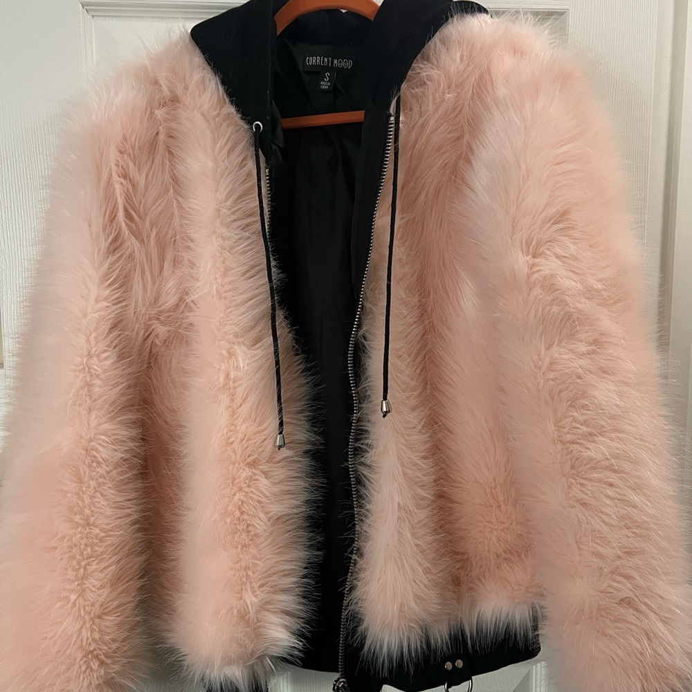 Sale⭐️ Current Mood Pink faux Fur bomber Jacket Mohawk foodie Pink Black Small